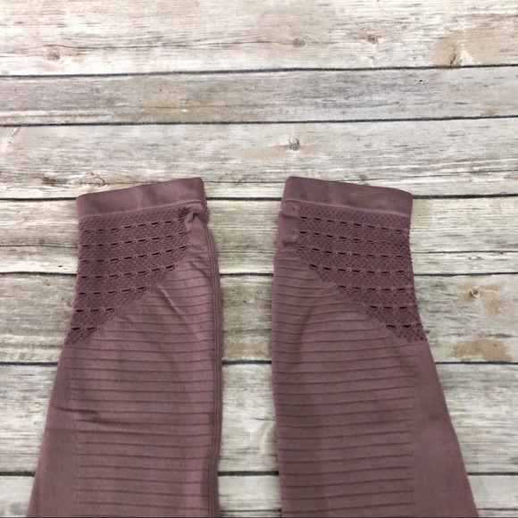 Gymshark Purple Seamless Energy Leggings - Picture 8 of 10